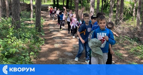 "Иван Вазов" с поход до Крепостта Меджиди Табия за Световния ден на физическата активност