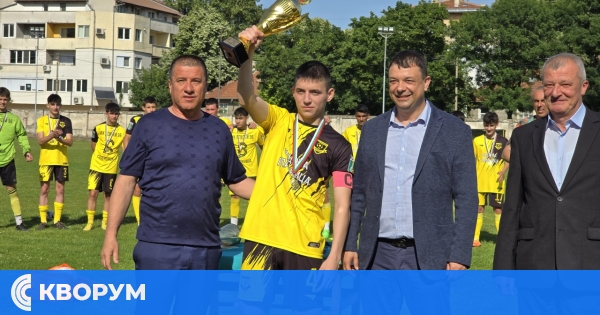 Главиница е футболен шампион при юношите