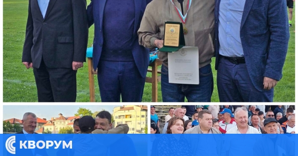 Зам.-кметът на София се гордее: Баща й получи признание за дългогодишна дейност в полза на футбола