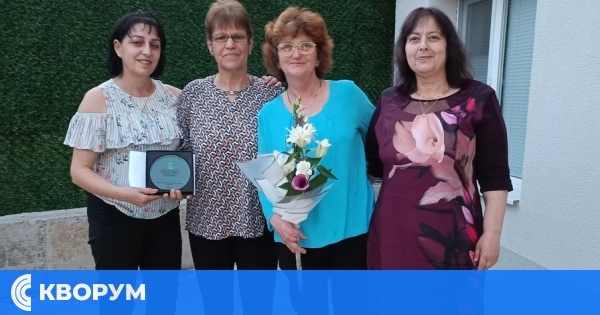 Награда за най-масово участие на самодейци за НЧ "Св. Св. Кирил и Методий - 1942" в село Коларово