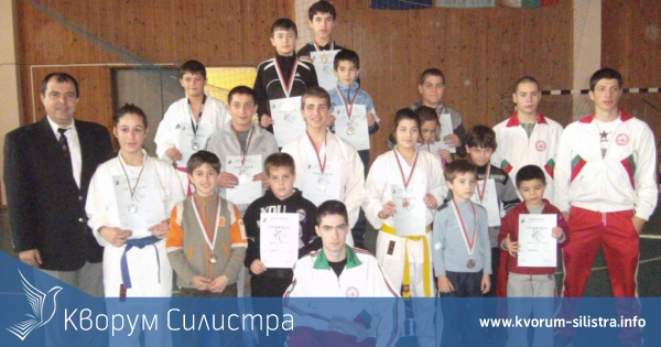 Четиринадесет медала от Коледния турнир в Каварна за КК "Шото-Витяз"
