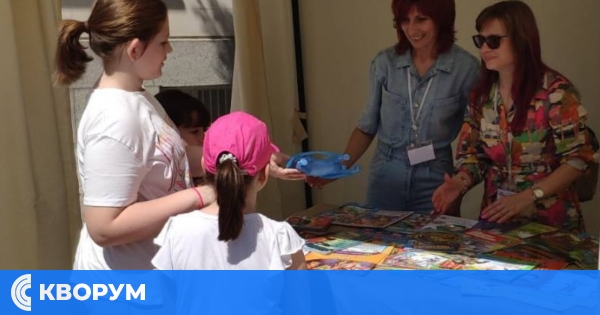 Ротари Клуб Силистра подари 100 книжки на деца за Деня на детето
