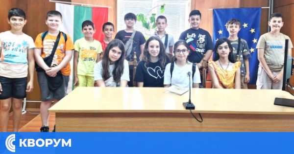 Районен съд - Силистра закри учебната година с лекция