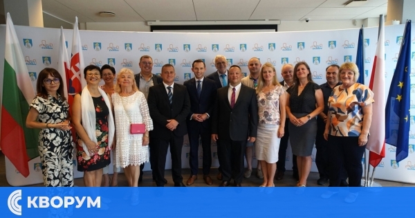 Делегация от Силистра участва в празничните дни на град Чеханов