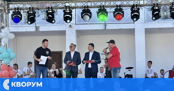 Айдемир празнува своя традиционен събор с пъстро хоро и много песни