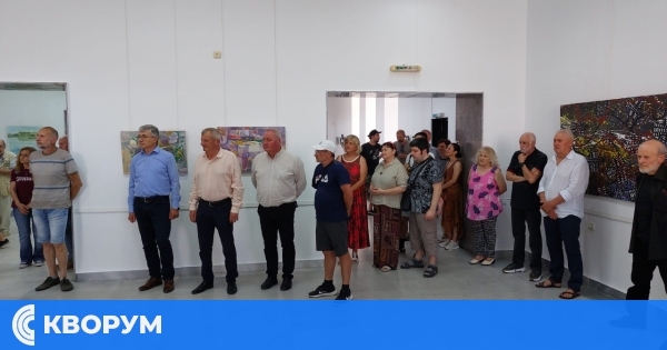 Силистра: Открита е изложба на Дружеството на художниците от града