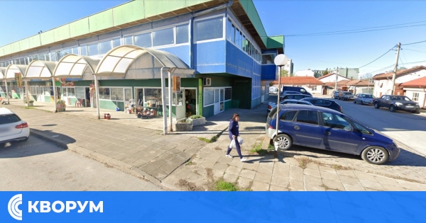 Почистване на храсти на паркинга по ул. "Родопи" в Силистра