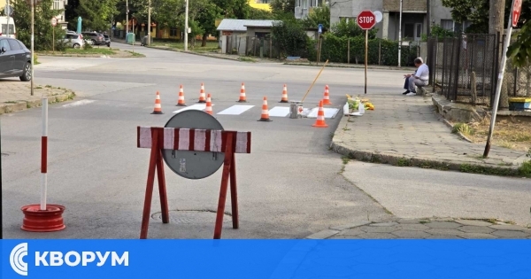 В понеделник полагат нова пътна маркировка