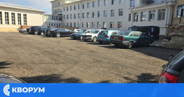 Паркинг възникна на мястото на Старата баня в Силистра