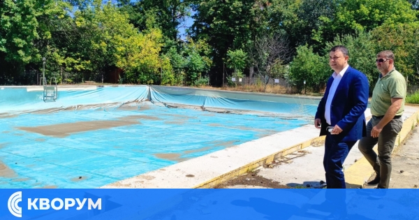 Общината поема управлението на открития плувен басейн в Силистра