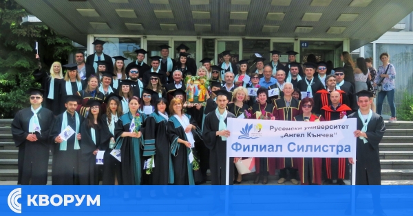 Заплатата на асистента става 2516 лв.