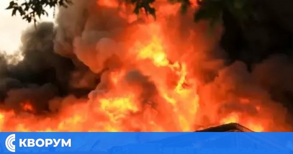 Горя къща в село Златоклас