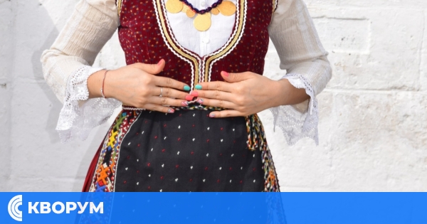 Д-р Йордан Касабов представи стародавни елементи от традиционни народни носии на форум в Балчик