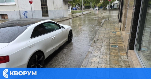 Облачен и дъждовен четвъртък