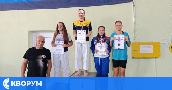 Златен медал за състезателка на Карате клуб "Шото-Витяз" - Дулово на национален турнир