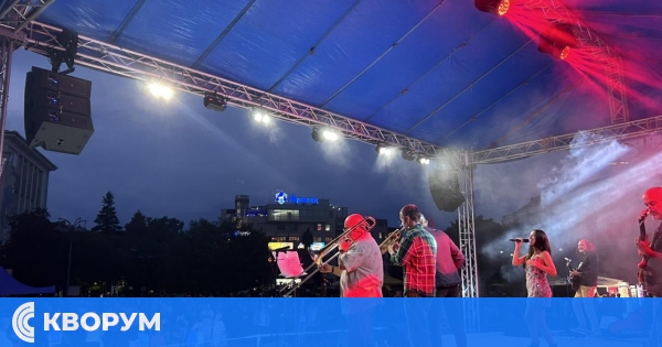 Ели Раданова и "Субдибула" взривиха сцената на Празничните дни на Силистра