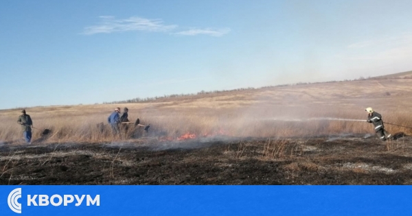 Пожар в сухи треви край Силистра успешно потушен