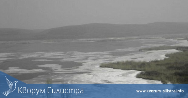 Водата в езерото Сребърна замръзна