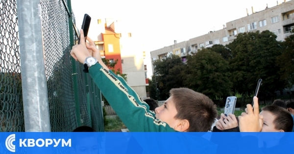 Деца търсят съкровища в Силистра с QR кодове