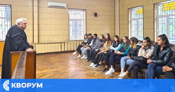 Правосъдието отблизо: Районен съд - Тутракан посрещна ученици с открита образователна сесия
