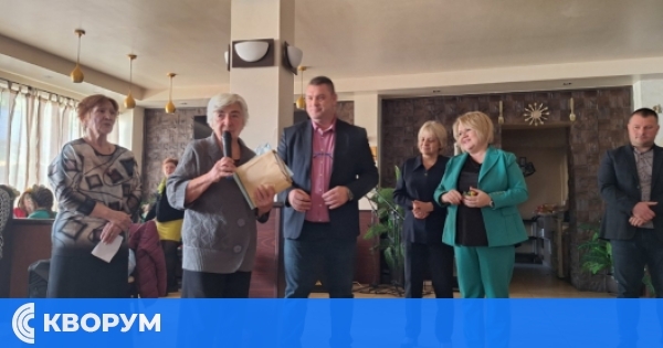 Учителски клубове от Дулово, Силистра и Тутракан отбелязаха Деня на народните будители