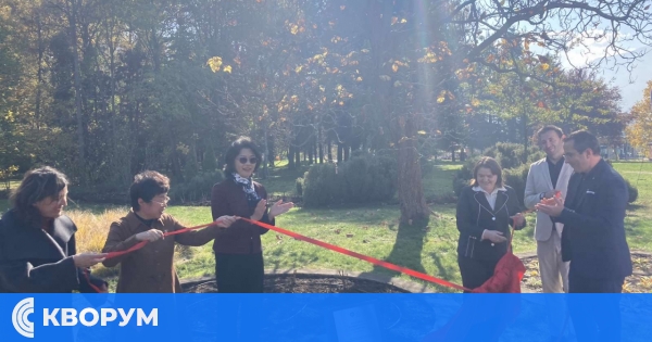 Силистренка откри градина с китайски божури в София по случай 75 години дипломатически отношения между България и Китай