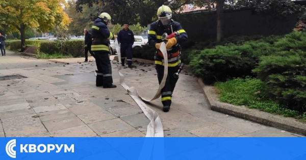 Пожар в село Калипетрово овладян успешно – спасена е съседна сграда
