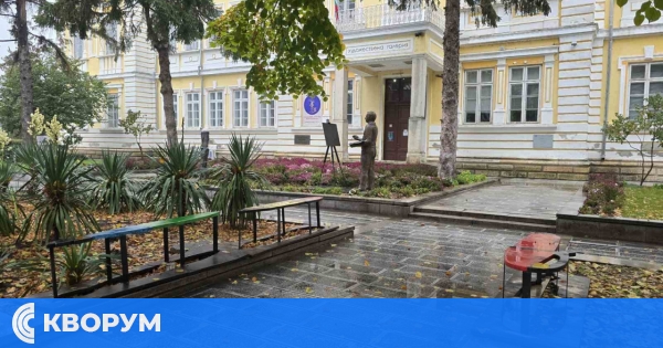 Облачен понеделник с положителни температури