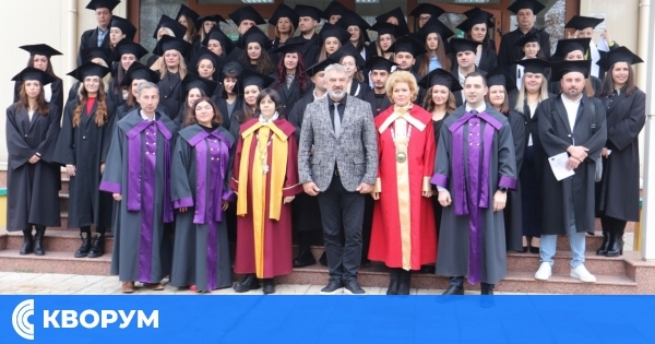 Ивелина Георгиева от НОИ – Силистра с отличен успех на церемония по дипломиране във ВУАРР