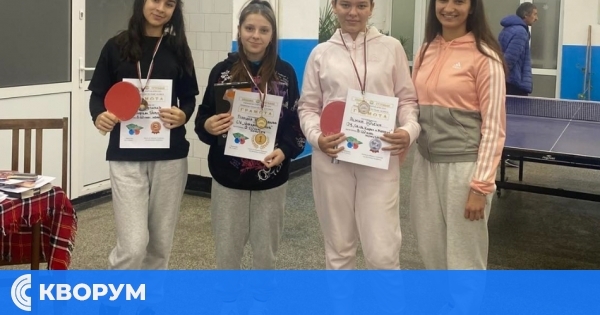 Ученически игри по тенис на маса в СПИ "Христо Ботев", с. Варненци събраха млади таланти от региона