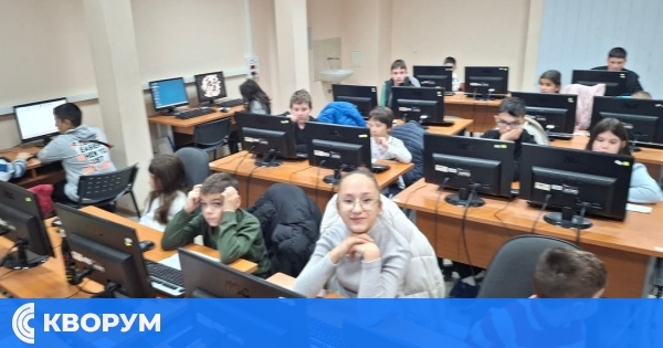 Ученици от ОУ "Христо Смирненски" – Дулово блестят в коледно IT състезание