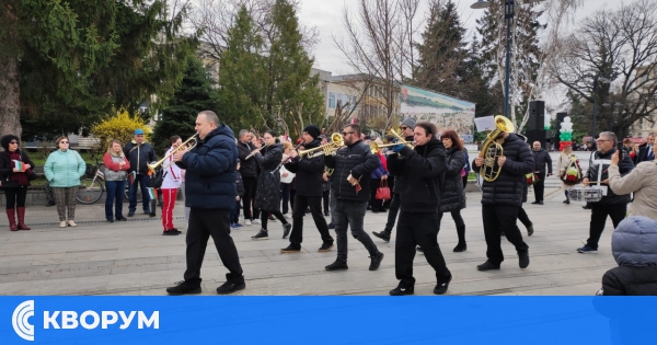 Градският духов оркестър създава празнична атмосфера на "ФермоАрт" в Силистра