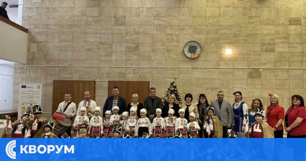 Коледари донесоха благослов и празнично настроение в Община Дулово