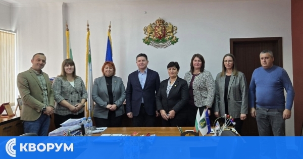 Заместник-кметът на Община Главиница Иванка Сярова се пенсионира