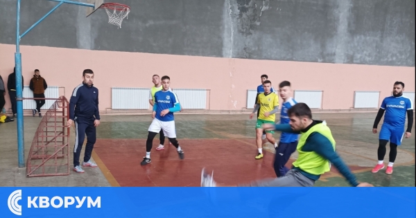 Младежки дух и спортен хъс: Коледен турнир по футбол в село Искра