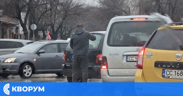 Леко ПТП затрудни движението на кръстовището при Старата автогара в Силистра