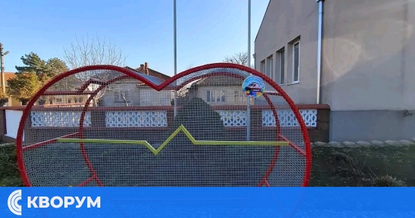 Село Искра с ново сърце за капачки в подкрепа на каузата за линейка