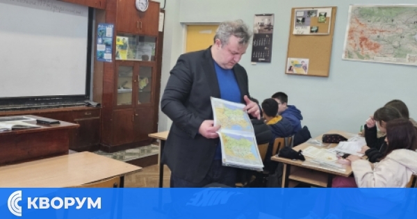 Ученици от СУ "Йордан Йовков" представиха открит урок за Априлското въстание