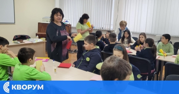 Малки творци от ОУ "Отец Паисий" създадоха своя първа книжка