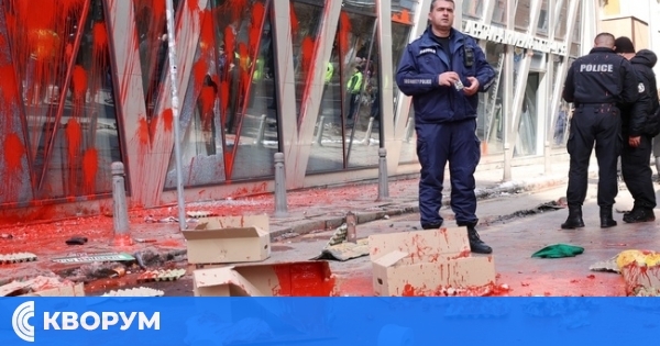Няма хоспитализирани полицаи след вчерашния протест на "Възраждане"