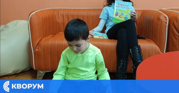 Две нови книжки с автограф обогатиха фонда на Регионална библиотека "Партений Павлович" – Силистра