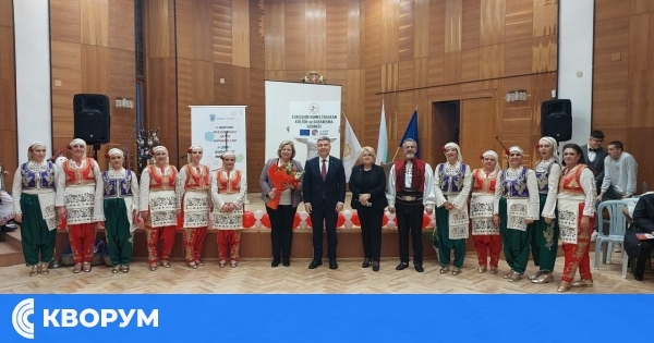 Генералният консул на Турция участва в честванията за Международния ден на майчиния език в Дулово