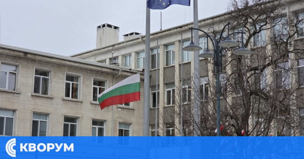 Силистра почита жертвите на трагедията в Кочани – флагът е свален наполовина