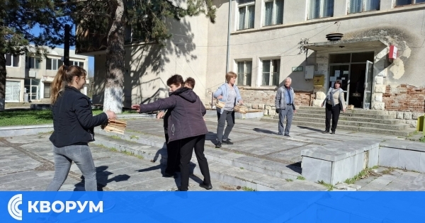 Читалищни секретари и библиотекари от Община Главиница в помощ на НЧ "Христо Ботев" – Зафирово