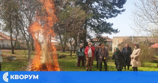 Три институции в село Шуменци се обединиха за празника Благовец: християнски ритуали и народни обичаи в едно