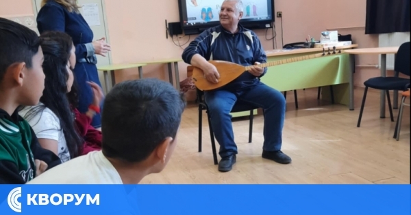 "Сазът на чичо Дорхан": Шарена седмица с музика и вдъхновение в ОбУ "Св. Кл. Охридски", с. Проф. Иширково