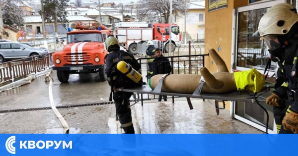 Пожарникари от Силистра и Кайнарджа в съвместно учение в училище в Голеш