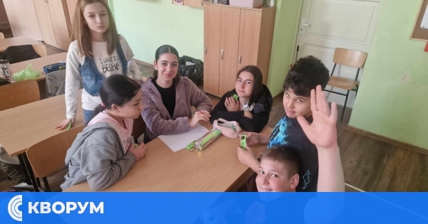 Ученици от Силистра с активен финал на обучението "Кодово име: Живот"