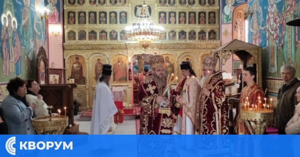 Архиерейска Света Литургия за Възкресение Христово в храм "Св. вмчк Георги Победоносец" – Дулово