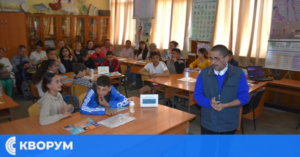 Седмокласници от Средище впечатлиха с открит урок по природни науки